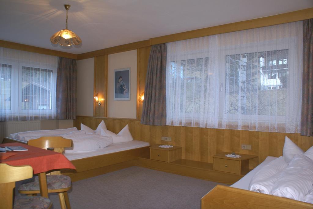 Gasthof Hirschen Wenns Ruang foto